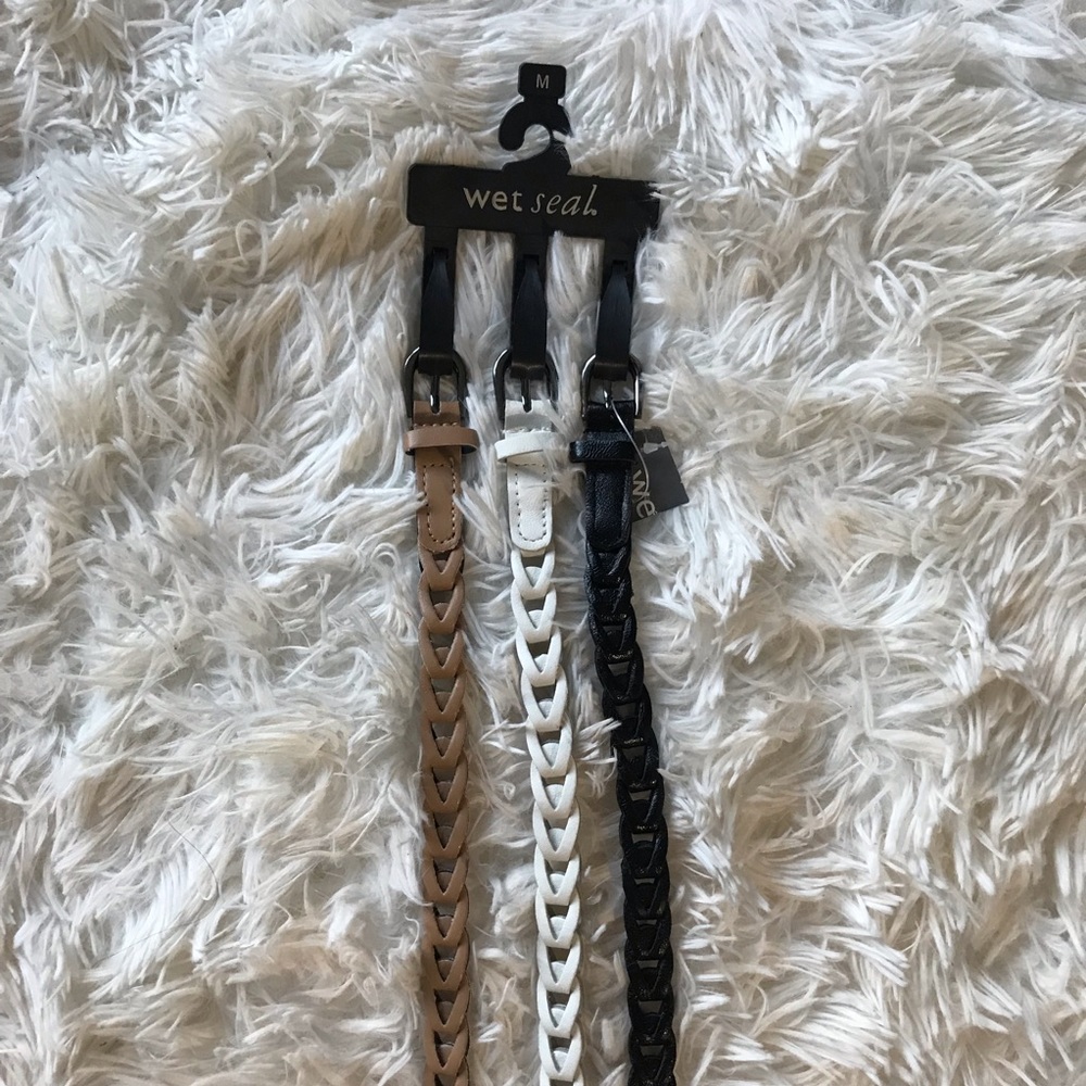 Wet Seal Linked Belts NWOT